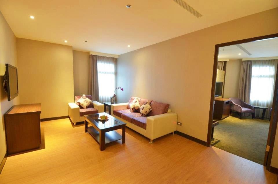โรงแรมฟอร์โมซา เฉ่าถุน ภายนอก รูปภาพ